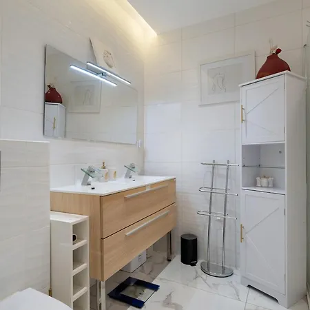 Sea View 2Bed & 2Bath Promenade Lejlighed *